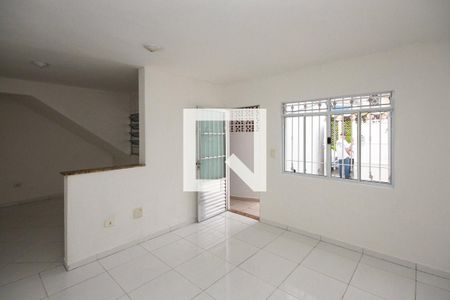 Casa para alugar com 2 quartos, 70m² em Chácara Mafalda, São Paulo