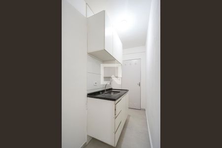 Cozinha de kitnet/studio para alugar com 1 quarto, 15m² em Cidade Mãe do Céu, São Paulo