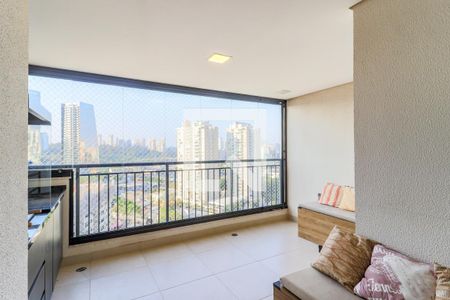 Varanda Gourmet de apartamento à venda com 2 quartos, 68m² em Santo Amaro, São Paulo