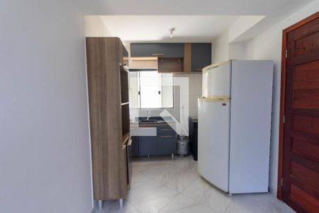 Sala/Cozinha de casa de condomínio para alugar com 2 quartos, 46m² em Alto Boqueirão, Curitiba