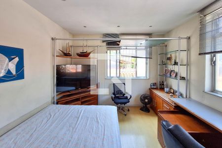 Quarto 1 de apartamento à venda com 3 quartos, 200m² em Cubango, Niterói