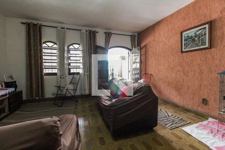 Sala de casa à venda com 2 quartos, 120m² em Itaquera, São Paulo