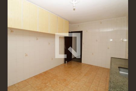 Cozinha de casa à venda com 4 quartos, 190m² em Parque Vitoria, São Paulo