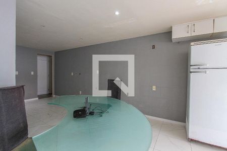 Sala de apartamento para alugar com 3 quartos, 120m² em Barra da Tijuca, Rio de Janeiro