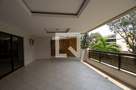 Varanda de apartamento para alugar com 3 quartos, 200m² em Recreio dos Bandeirantes, Rio de Janeiro