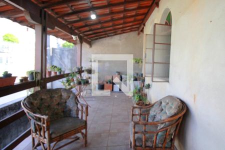 Varanda de casa à venda com 3 quartos, 90m² em Sagrada Família, Belo Horizonte