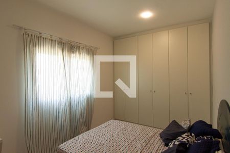 Quarto 2 de apartamento para alugar com 2 quartos, 63m² em Vila Alpina, São Paulo