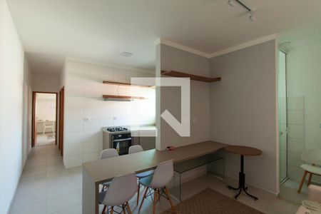 Sala  de apartamento para alugar com 2 quartos, 63m² em Vila Alpina, São Paulo