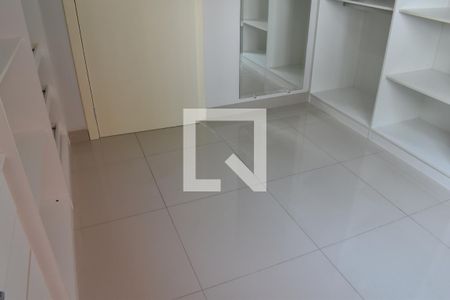 Quarto 2 de apartamento para alugar com 2 quartos, 64m² em Jardim Botânico, Curitiba