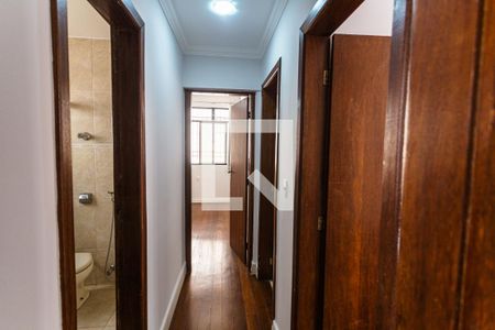 Corredor de apartamento para alugar com 3 quartos, 122m² em Sion, Belo Horizonte