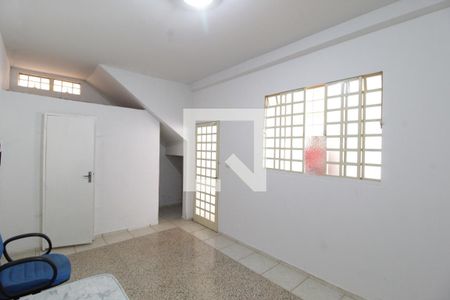 Studio  de kitnet/studio para alugar com 1 quarto, 23m² em Jardim Karaíba, Uberlândia