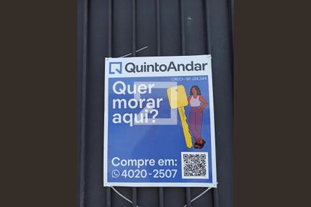 Casa à venda com 570m², 4 quartos e 6 vagas Casa à venda com 570m², 4 quartos e 6 vagasPlaca do Quinto Andar