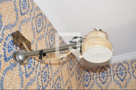 Casa à venda com 570m², 4 quartos e 6 vagas Casa à venda com 570m², 4 quartos e 6 vagasBanheiro da Edícula