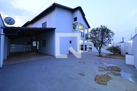 Casa para alugar com 3 quartos, 250m² em Vila Alto da Gloria, Goiânia