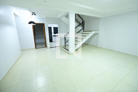 Sala de casa para alugar com 3 quartos, 250m² em Vila Alto da Gloria, Goiânia