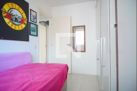 Quarto 2 de apartamento à venda com 2 quartos, 43m² em Mário Quintana, Porto Alegre