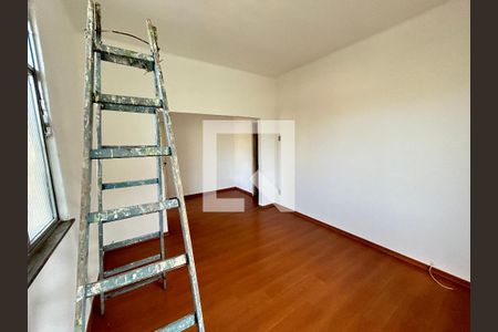 Sala de casa para alugar com 2 quartos, 89m² em Vila Kosmos, Rio de Janeiro