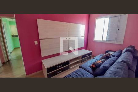 Sala de apartamento para alugar com 2 quartos, 75m² em Km 18, Osasco