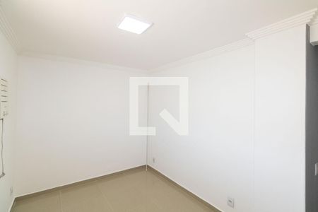 Quarto 2 de apartamento para alugar com 2 quartos, 46m² em Campo Grande, Rio de Janeiro