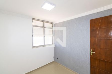 Quarto 1 de apartamento para alugar com 2 quartos, 42m² em Campo Grande, Rio de Janeiro