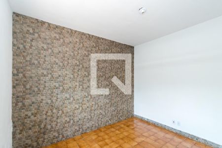 Quarto 1 de casa para alugar com 2 quartos, 120m² em Penha Circular, Rio de Janeiro