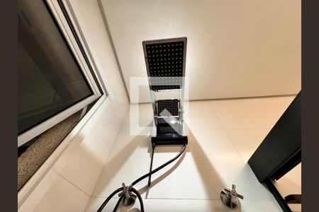 Apartamento à venda com 82m², 2 quartos e 1 vaga Apartamento à venda com 82m², 2 quartos e 1 vagaBanheiro