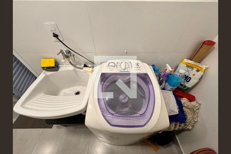 Apartamento à venda com 82m², 2 quartos e 1 vaga Apartamento à venda com 82m², 2 quartos e 1 vagaLavanderia