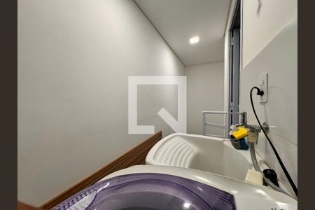 Apartamento à venda com 82m², 2 quartos e 1 vaga Apartamento à venda com 82m², 2 quartos e 1 vagaLavanderia