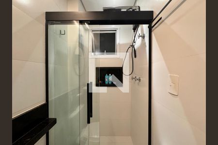 Apartamento à venda com 82m², 2 quartos e 1 vaga Apartamento à venda com 82m², 2 quartos e 1 vagaBanheiro