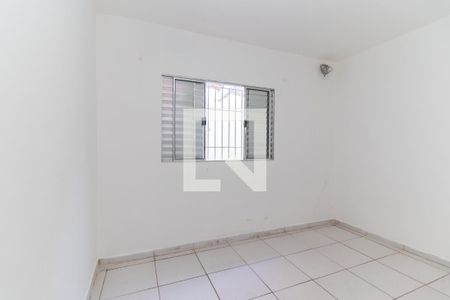 Casa 01 - Quarto 1 de casa à venda com 4 quartos, 100m² em Vila Carmosina, São Paulo