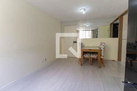 Sala de apartamento à venda com 2 quartos, 50m² em Itaquera, São Paulo