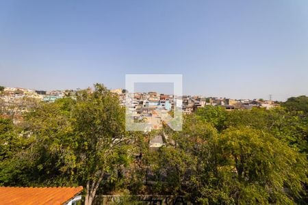 Vista da Sala/Cozinha de apartamento para alugar com 2 quartos, 45m² em Jardim Iva, São Paulo