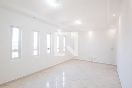 Sala 2 de casa à venda com 4 quartos, 212m² em Km 18, Osasco