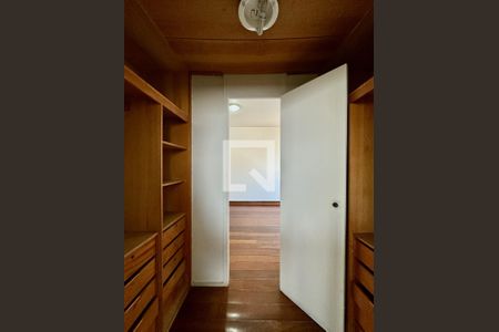 Quarto 1 de apartamento à venda com 4 quartos, 210m² em Funcionários, Belo Horizonte