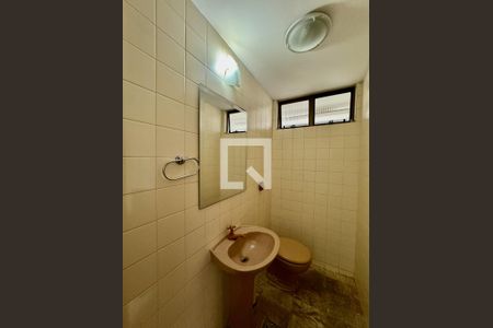 Banheiro quarto 2 de apartamento à venda com 4 quartos, 210m² em Funcionários, Belo Horizonte