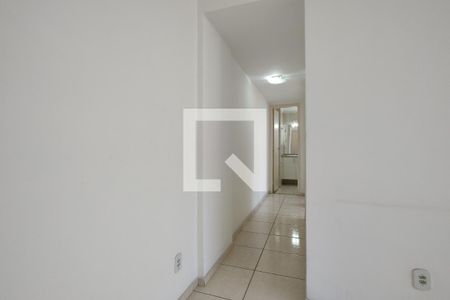 Corredor de apartamento à venda com 2 quartos, 56m² em Freguesia (jacarepaguá), Rio de Janeiro