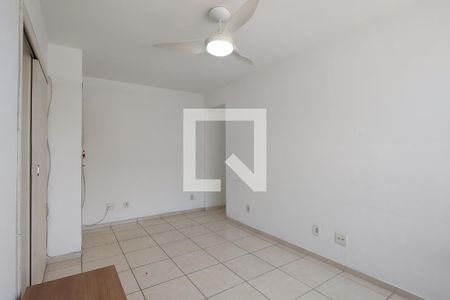 Sala de apartamento à venda com 2 quartos, 56m² em Freguesia (jacarepaguá), Rio de Janeiro