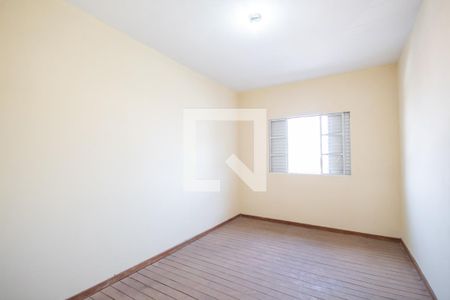 Quarto 1 de casa à venda com 2 quartos, 200m² em Km 18, Osasco