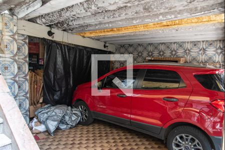 Garagem de casa à venda com 3 quartos, 236m² em Cambuci, São Paulo