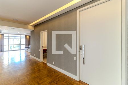 Apartamento para alugar com 3 quartos, 230m² em Higienópolis, São Paulo