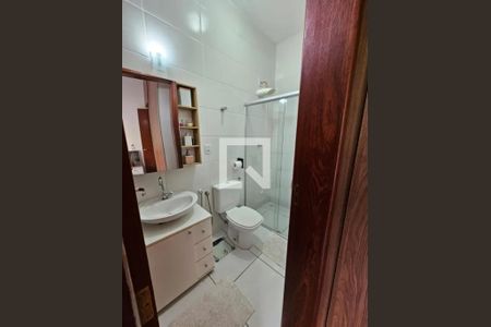 Banheiro de casa de condomínio à venda com 3 quartos, 169m² em , Itabirito