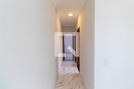 Corredor de apartamento para alugar com 2 quartos, 57m² em Vila Ré, São Paulo