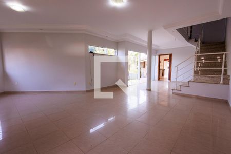 Sala de casa de condomínio para alugar com 4 quartos, 342m² em Jardim Portal de Itaici, Indaiatuba