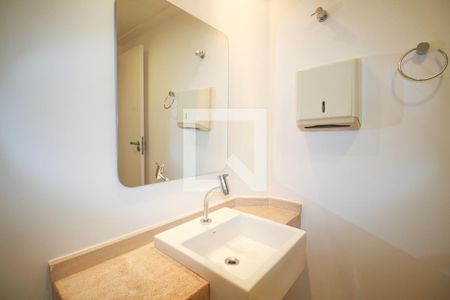 Lavabo de apartamento para alugar com 2 quartos, 193m² em Jardim Europa, São Paulo