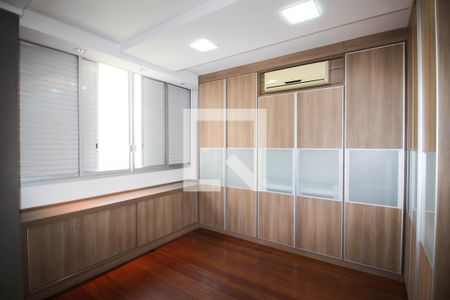 Suíte 1  de apartamento para alugar com 2 quartos, 193m² em Jardim Europa, São Paulo