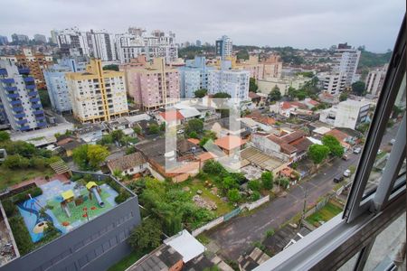 Sala - Vista de apartamento para alugar com 3 quartos, 88m² em Passo da Areia, Porto Alegre