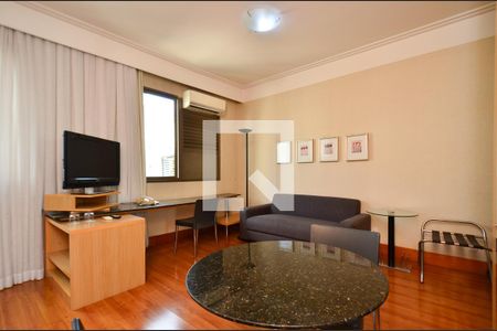 Quarto/suite de apartamento à venda com 1 quarto, 72m² em Lourdes, Belo Horizonte