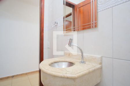 Lavabo de casa à venda com 3 quartos, 180m² em Vila Carrão, São Paulo