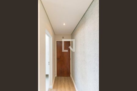 Hall de entrada de apartamento à venda com 3 quartos, 75m² em Vila Marieta, Campinas