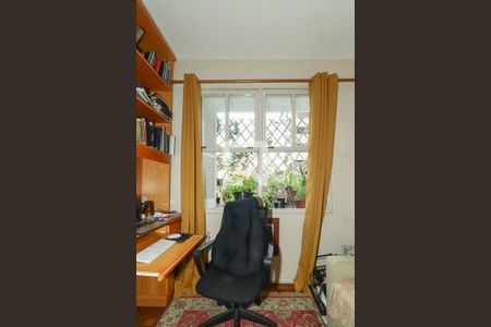 Quarto 2 de apartamento à venda com 3 quartos, 85m² em Bom Fim, Porto Alegre